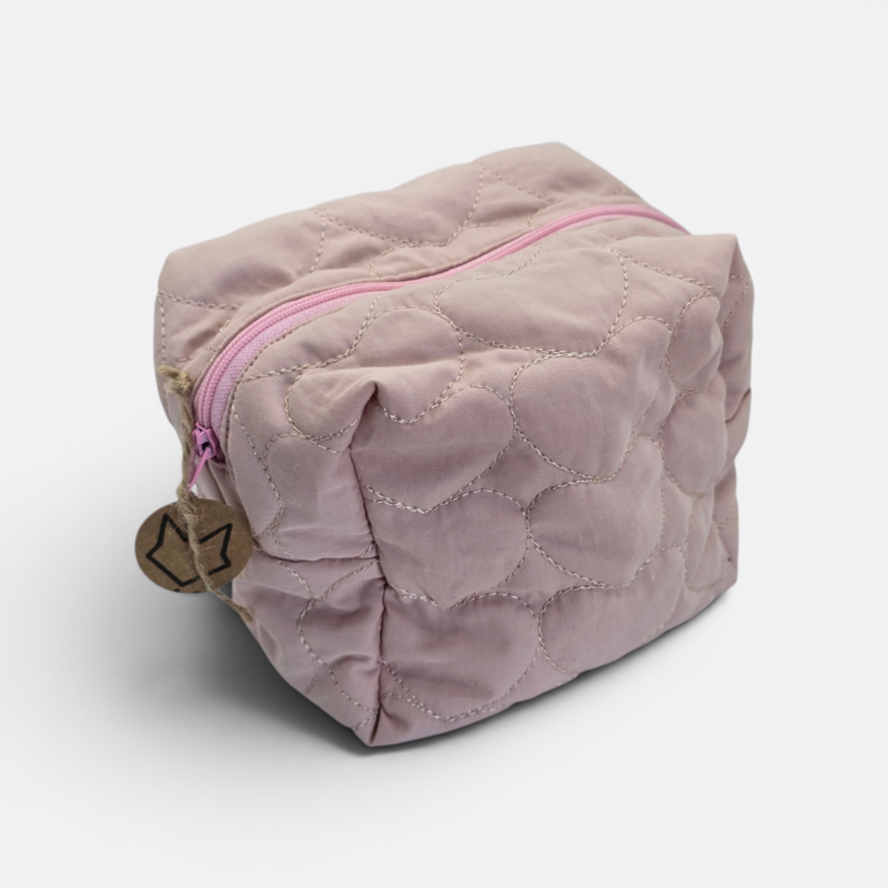 Pinky, Medium